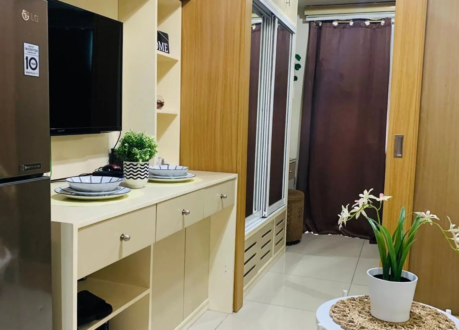 Apartment Icy Condotel In Shell Residences Manila